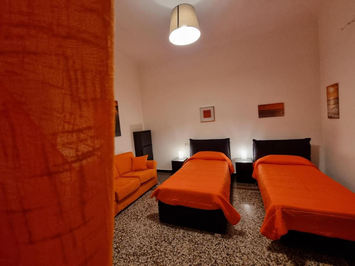 Wow Home 2 - 175 Mq - Posteggio Privato - Davanti Porto Traghetti - Fino A 10 Posti Letto - Balcone Génova Exterior foto