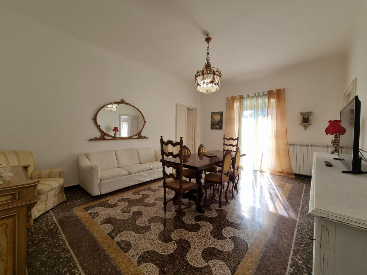 Wow Home 2 - 175 Mq - Posteggio Privato - Davanti Porto Traghetti - Fino A 10 Posti Letto - Balcone Génova Exterior foto
