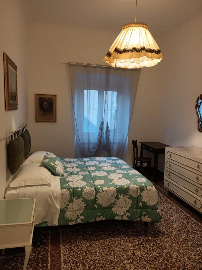 Wow Home 2 - 175 Mq - Posteggio Privato - Davanti Porto Traghetti - Fino A 10 Posti Letto - Balcone Génova Exterior foto