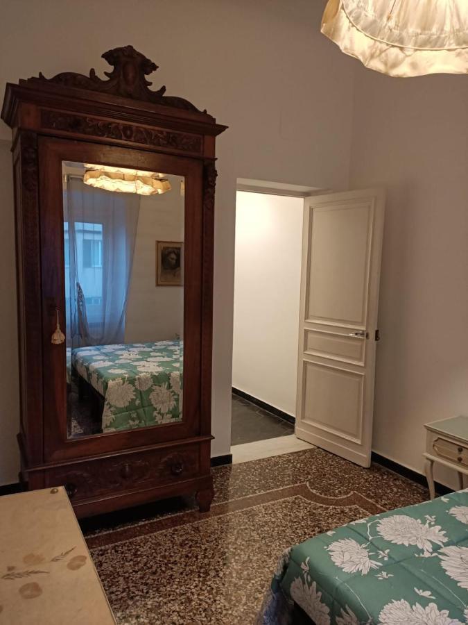 Wow Home 2 - 175 Mq - Posteggio Privato - Davanti Porto Traghetti - Fino A 10 Posti Letto - Balcone Génova Exterior foto