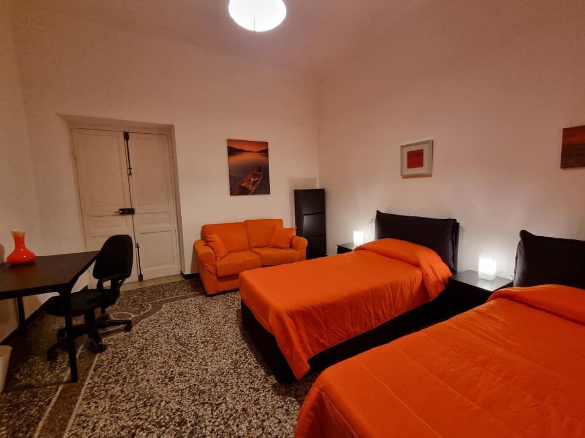 Wow Home 2 - 175 Mq - Posteggio Privato - Davanti Porto Traghetti - Fino A 10 Posti Letto - Balcone Génova Exterior foto