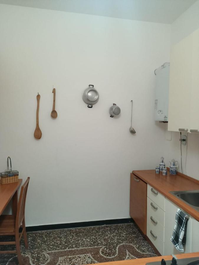 Wow Home 2 - 175 Mq - Posteggio Privato - Davanti Porto Traghetti - Fino A 10 Posti Letto - Balcone Génova Exterior foto